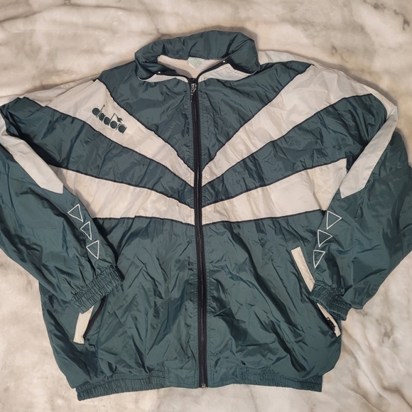 Diadora Jackets & Blazers - Vintage Diadora Green and White Nylon Jacket